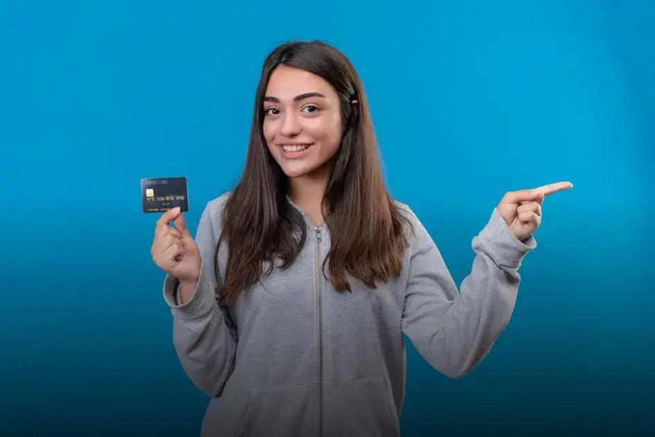 Cartão de crédito para negativado com limite bom: descubra suas opções