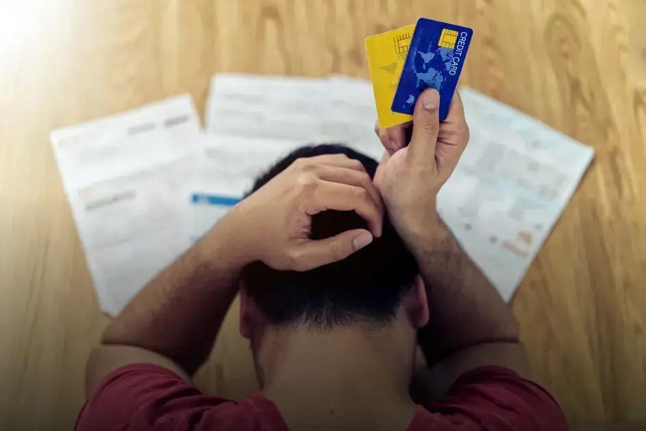 Cartão para negativado de crédito: como conseguir e usar de forma segura