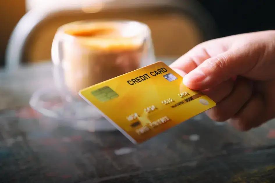 O banco pan libera cartão de crédito para negativado: como funciona?
